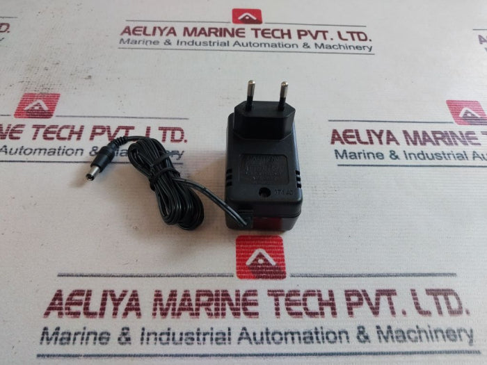 Icom Bc-147Se Ac Adapter A21220G 230V~50Hz