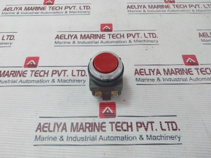 Idec 41-10650 Push Button Control Unit Abn111-r 10A Ac125V-ac300V