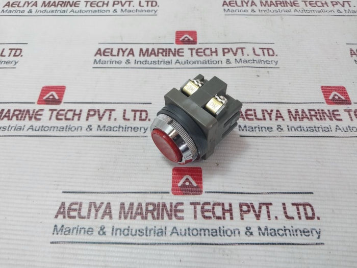 Idec 41-10650 Push Button Control Unit Abn111-r 10A Ac125V-ac300V