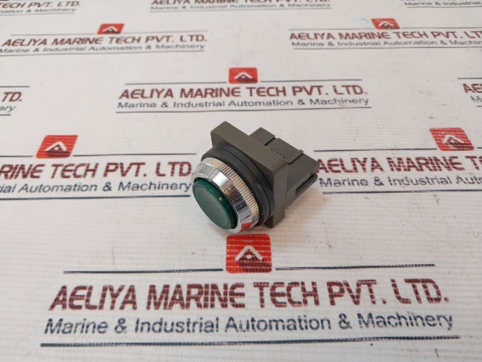 Idec Abn110-g Pushbutton Control Unit 10A 600V