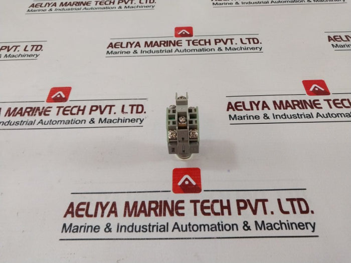 Idec Aolw Pilot Light Pushbutton Control Unit Aolqw2B9911-c-12V 10A 600V