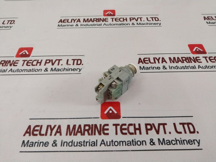 Idec Aolw Pilot Light Pushbutton Control Unit Aolqw2B9911-c-12V 10A 600V