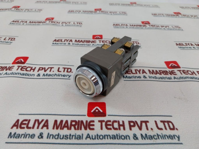 Idec Aon Pushbutton 41-10650, 600V 10A