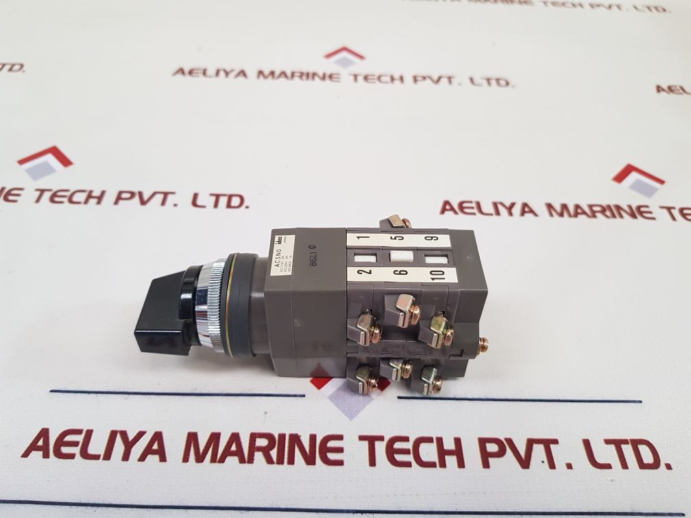 Idec Cs-10 Cam Switch