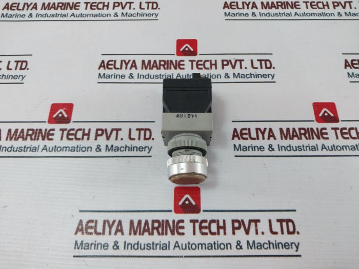 Idec En60947-5-1 Apw Push Button Switch Control Unit