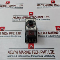 Idec Gt5P-n Electronic Timer With Sr2P-06A Socket 0-10 Sec 240Vac
