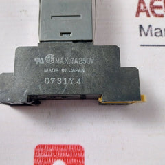 Idec Gt5Y-2Sn Electronic Timer Base