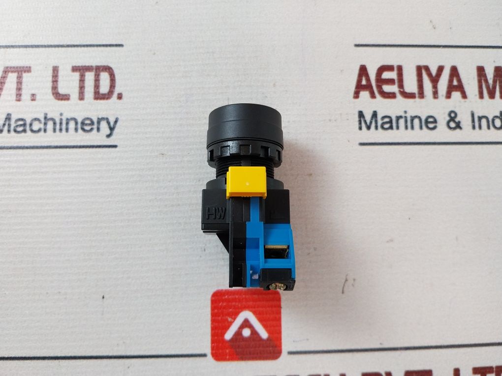 Idec Hw1B-m110B Black Push Button Switch En60947-5-1 600V