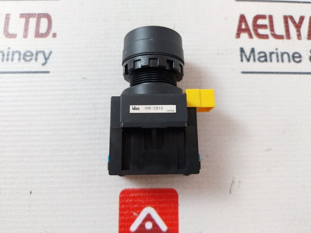 Idec Hw1B-m110B Black Push Button Switch En60947-5-1 600V