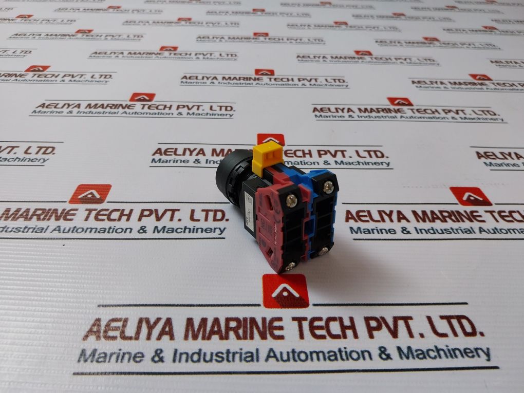 Idec Hw1B-m111R Push Button Switch Control Unit 10A 800V