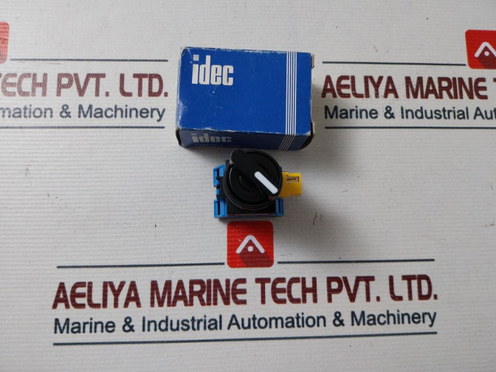 Idec Hw1S-2T20 Position Maintained Selector Switch 10A Hw-cb20