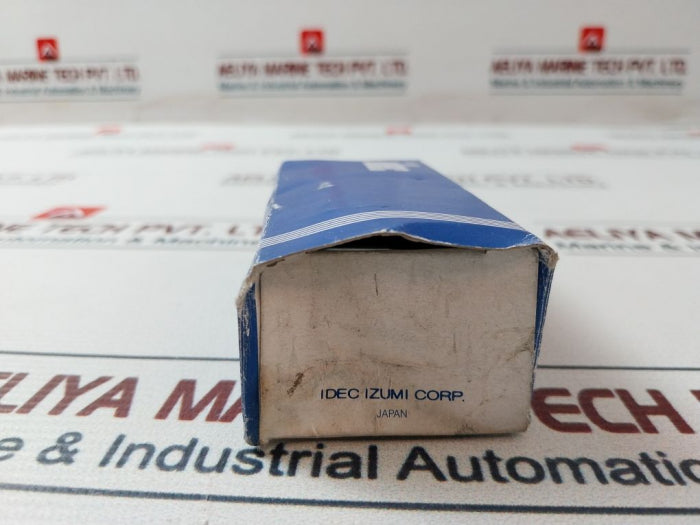 Idec Hw2L-m120Q4G Pushbutton Switch 24V