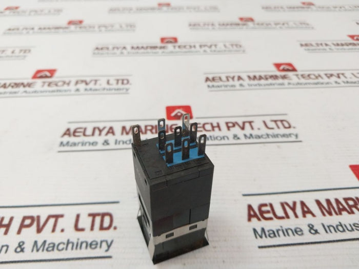 Idec Mc2D-m60B Lighted Switch Control Unit