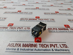 Idec Mc2D-m Self-reset Button