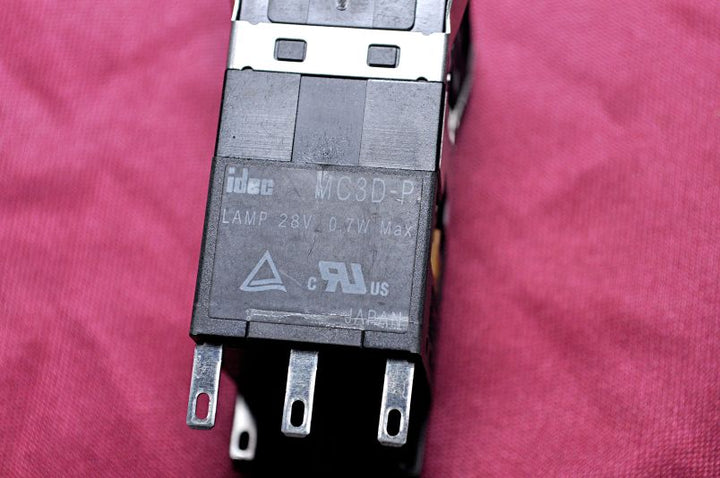 Idec Mc3D-p Signal Lamp Mc3D-p00Rb