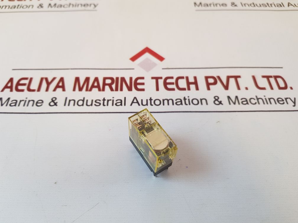 Idec Rj2S-cl-a110 Relay 110Vac 50/60Hz