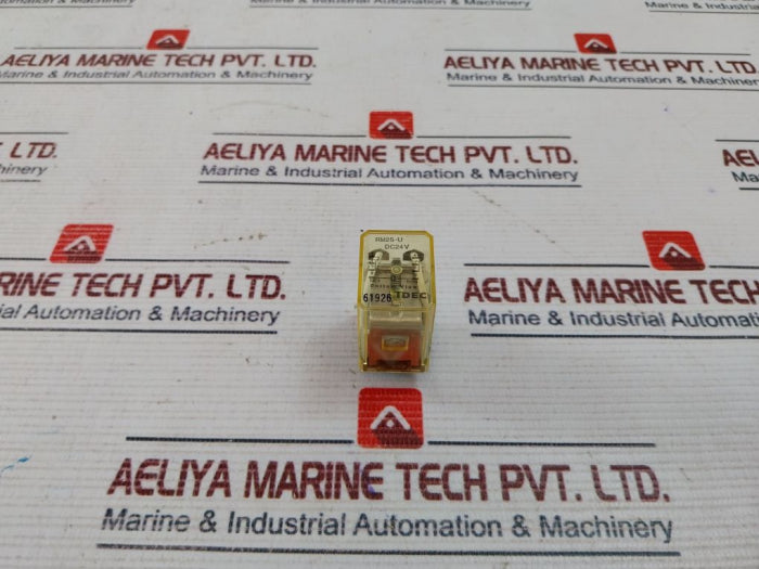 Idec Rm2S-u Relay 6A 240Vac 30Vdc