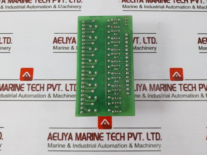 Idec Rq1v-cm-d24 Relay Module 12a 250vac 30vdc Coil 24vdc Star 8001