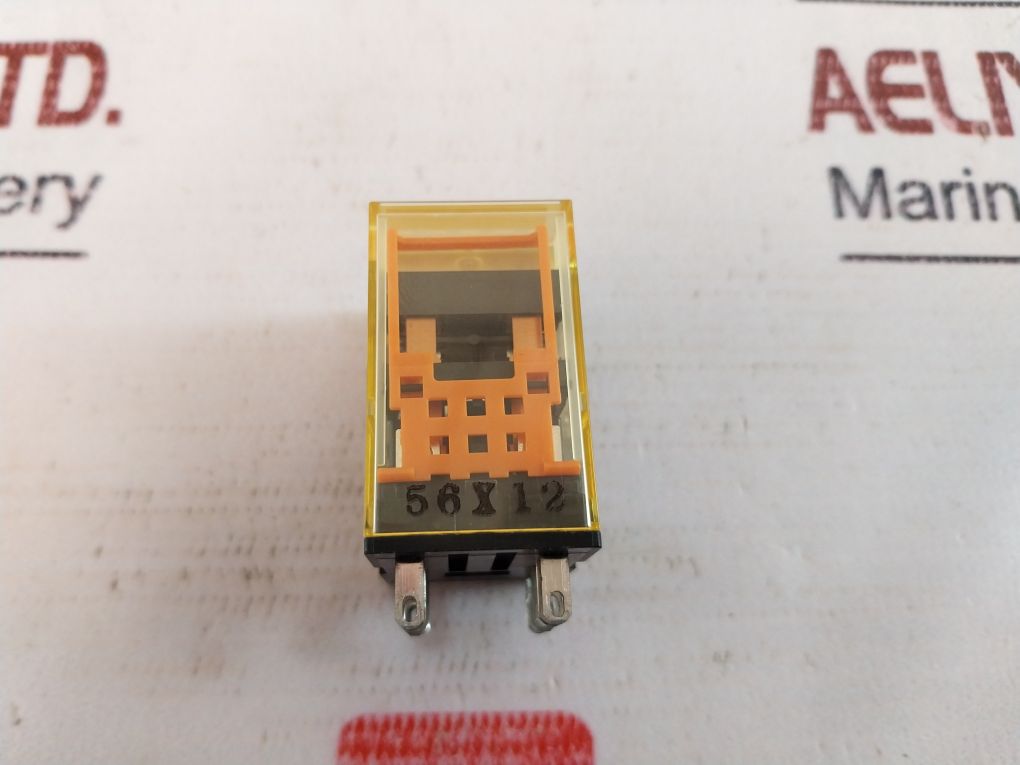 Idec Ru2S-c-a100 Relay 100-110Vac 50/60Hz