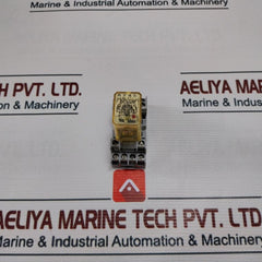 Idec Ry4S-ulc Relay With Socket Base 24V Dc
