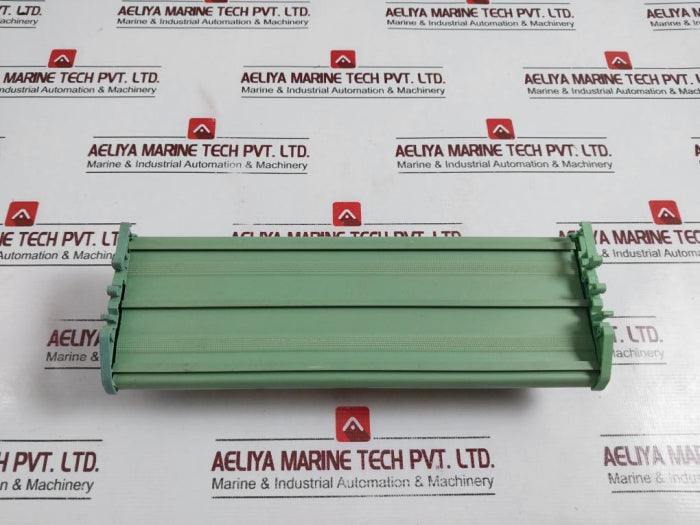 Idec Rq1v-cm-d24 Relay Module 12a 250vac 30vdc Coil 24vdc Star 8009