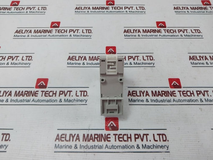 Idec Su4S-11L Relay Socket