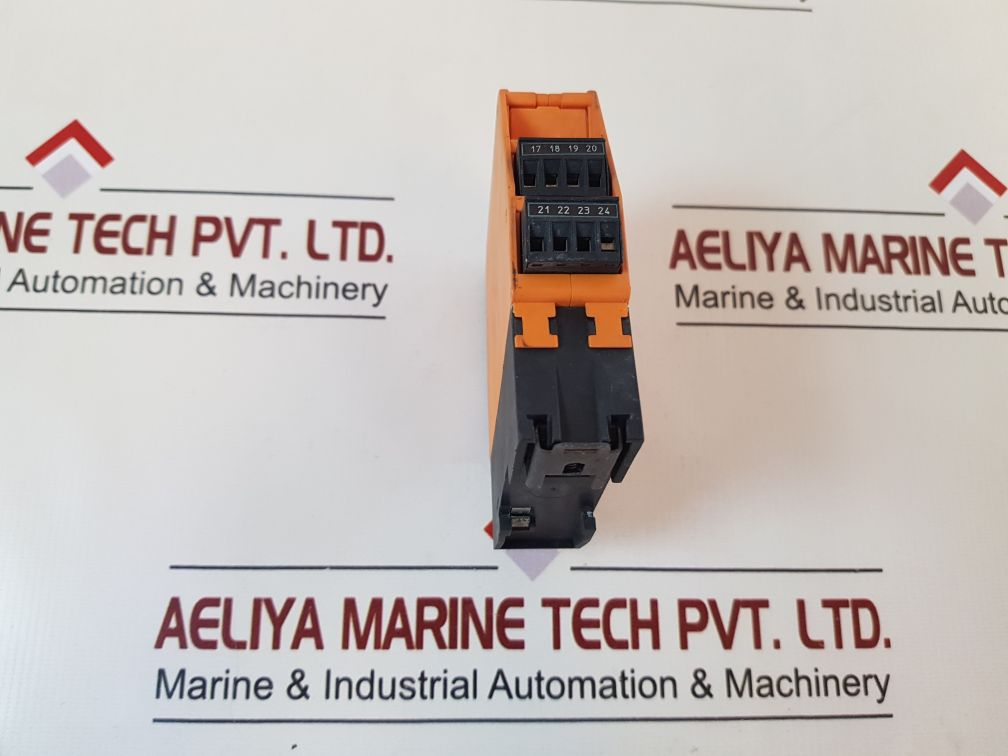 Ifm Electronic Sr0151 Control Monitor For Flow Sensor