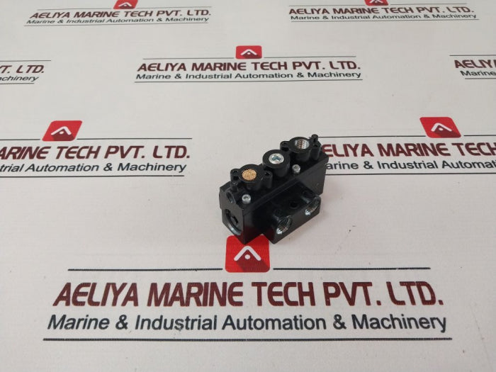 Ingersoll Rand A212Ps Air Pilot Pneumatic Valve 1/4 Inch Let/Outlet