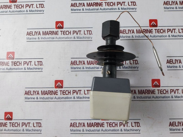 Jumo Ath-20 Surface Mount Single Thermostat Ip54 230V 1K/Min