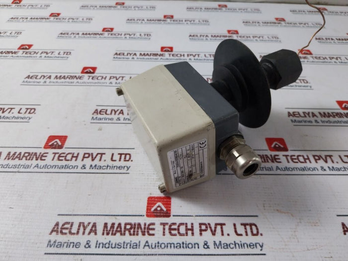 Jumo Ath-20 Surface Mount Single Thermostat Ip54 230V 1K/Min