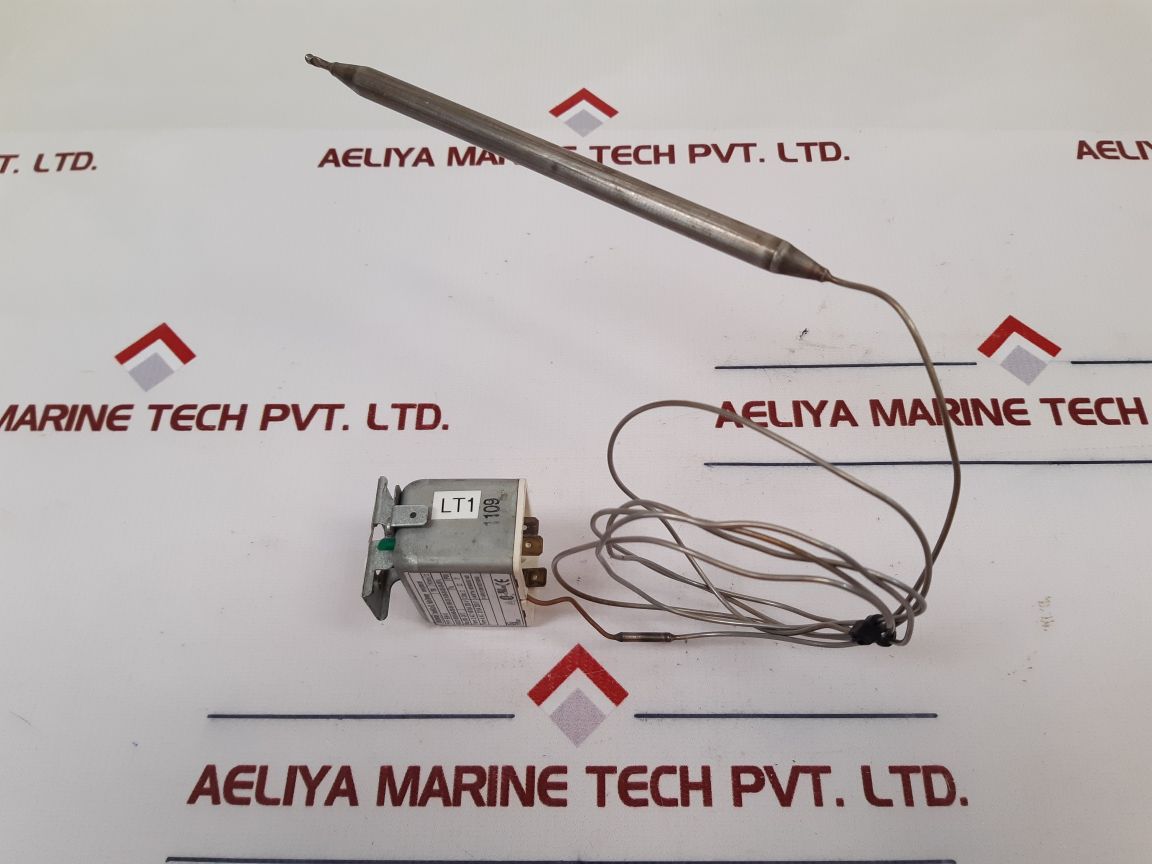 Jumo Em-5 Temperature Controller