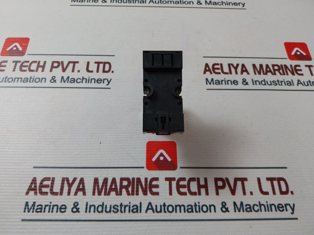 Kacon Hr705-4Pl Relay With Base 5A 250Vac 30Vdc