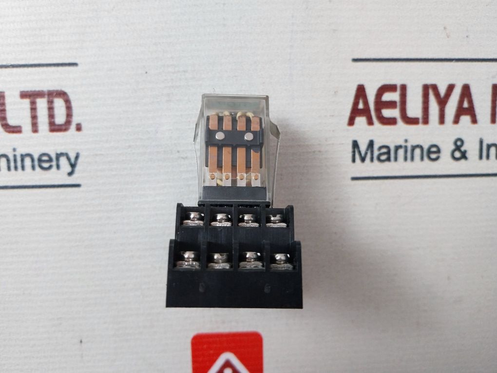 Kacon Hr705-4Pl Relay With Base 5A 250Vac 30Vdc
