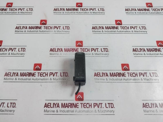 Keyence Gt-72a Din Rail Mount Amplifier Unit, Gt Series, E2l60187