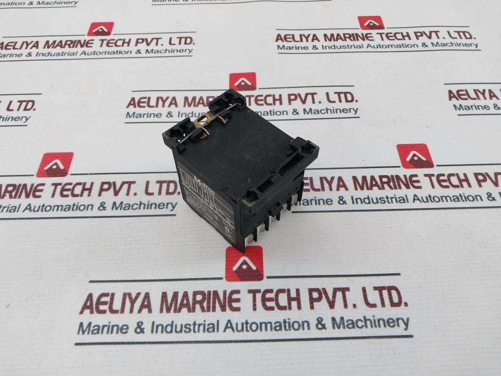 Klockner Moeller Dil Em-10-gi 3 Pole Contactor 24Vdc