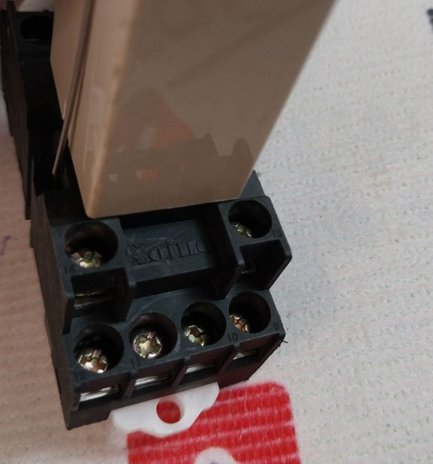 Koino KTM-3M Timing Relay With Base 0-5 Min 220VAC 1.5A