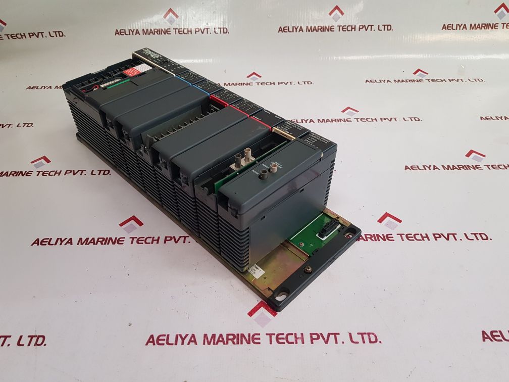 Koyo direct logic 405 d4-440dc-1,d4-16ne3,d4-16tr,f4-04da-1,h4-ecom-f rack