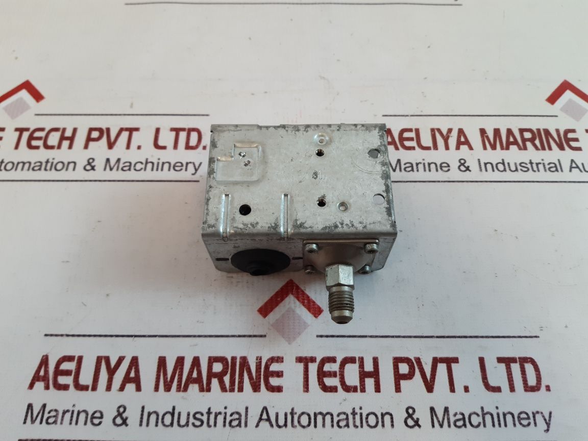 Danfoss Kp5 Pressure Control Switch 060-1171 400v 16a
