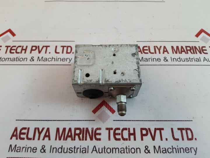 Danfoss Kp5 Pressure Control Switch 060-1171 400v 16a
