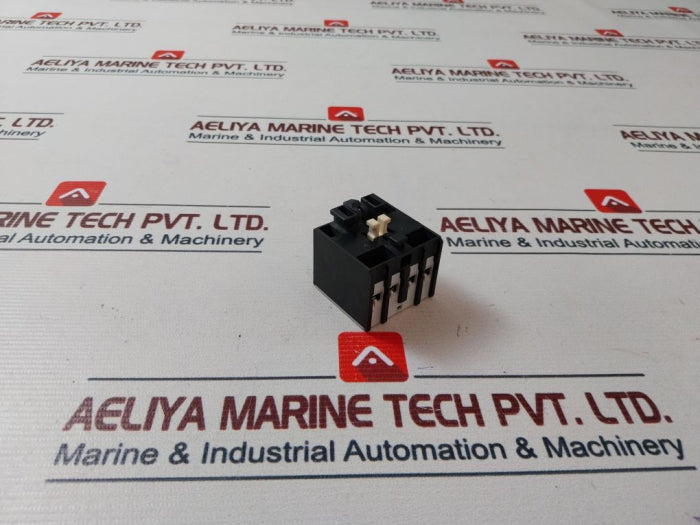 Larsen &amp; Toubro Iec/En 60947-5-1 Auxiliary Contact 690V 10A