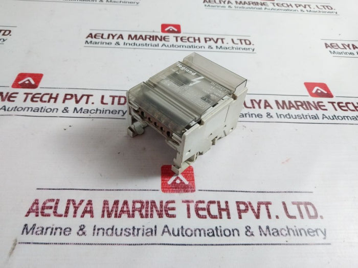 Legrand 048 84 Distribution Block Modular 100A 500V 40°C