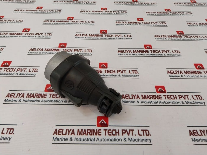 Legrand 380V/415V~ Martin Lunel Socket-3 Pole+Ground