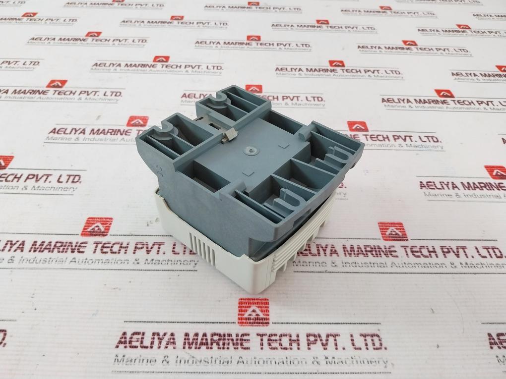 Legrand 44231 Transformer Class 105 40/52Va 50/60Hz