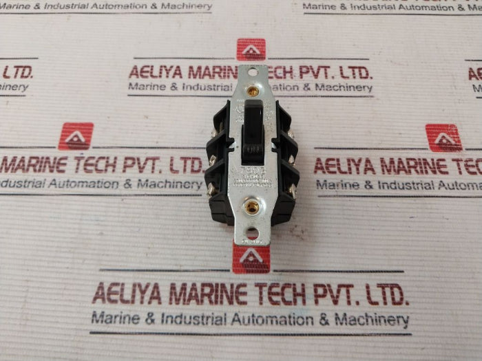 Legrand 7803 Manual Motor Controller Switch 3-phase 30A 600V Ac Max