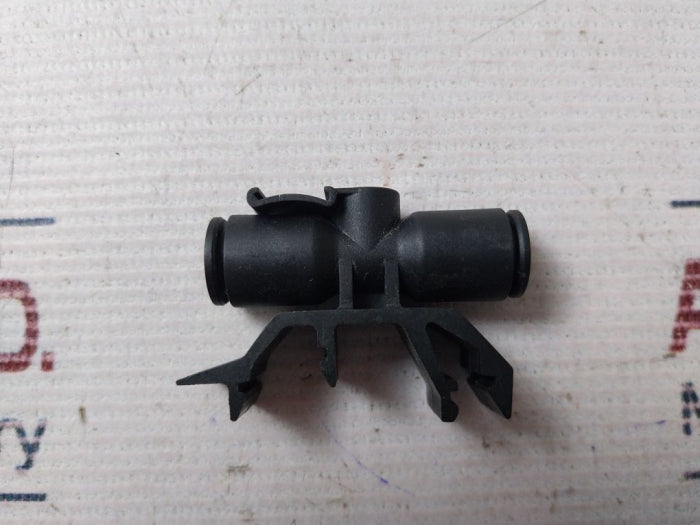 Legris 3379 08 00 2 Tubes In Line Connector OD 8MM