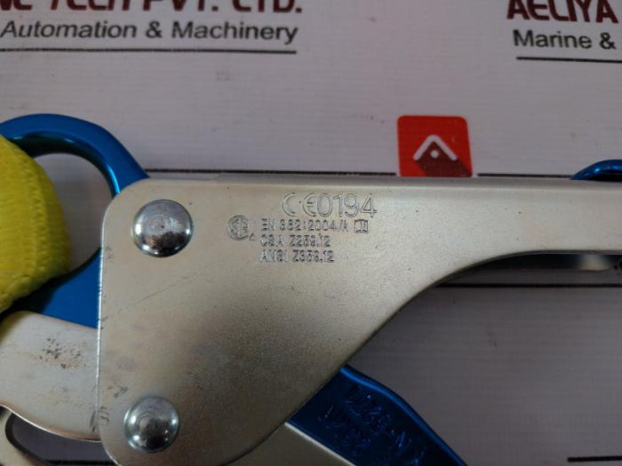 Lhr Tt-dhlan Tethered Tool Strap Double Hook Csa Z259.12 22.5Kn/5M, S-2065-1 Ft