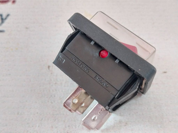 Lot of 2X Arcolectric 129-426 Rocker Switch Panel Mount 230v