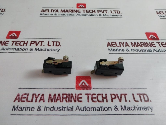 Lot Of 2X Cissell Ya-rv22351-d651 Micro Switch 15A 480Vac