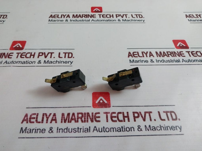 Lot of 2X Cissell Ya-rv22351-d651 Micro Switch 15a 480Vac