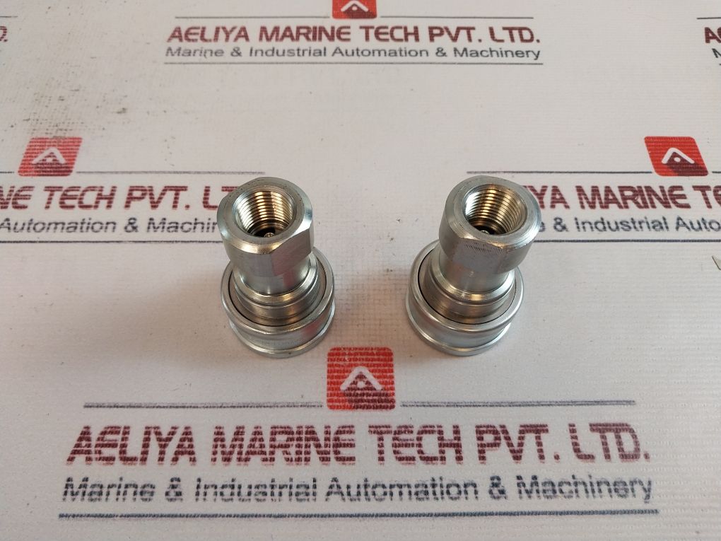 Lot of 2X Eaton Hansen Series 4 Hydraulic Couplings Quick Disconnect 55908-8-8S
